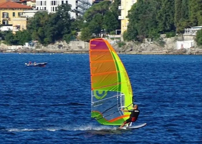 Lila 158 *